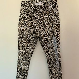 NWOT old navy high rise leggings. Cheetah print. Size xs